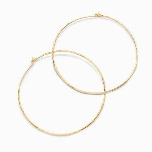 Stella & Dot Hammered Hoop - gold (sz large)